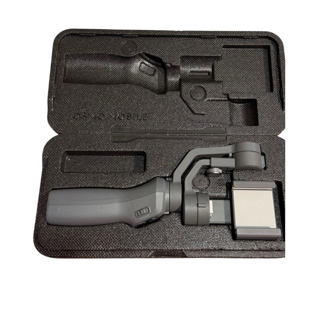 DJI Osmo Mobile 2‎ Handheld
Smartphone Gimbal Stabilizer